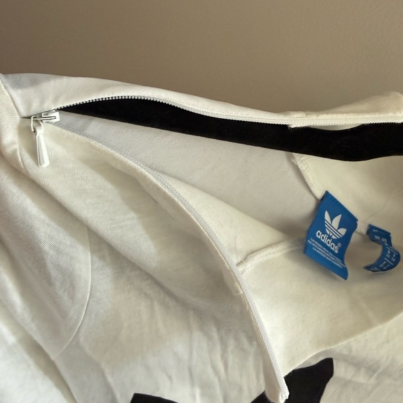 ADIDAS White Berlin Trefoil High-Neck T-Shirt - Picture 6 of 7